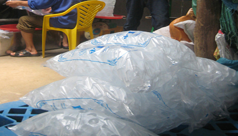 Cách Tính Chi Phí Sản Xuất Nước Đá Và Giá Bán Cho Quán 6 1 Túi đá viên bao nhiêu tiền?