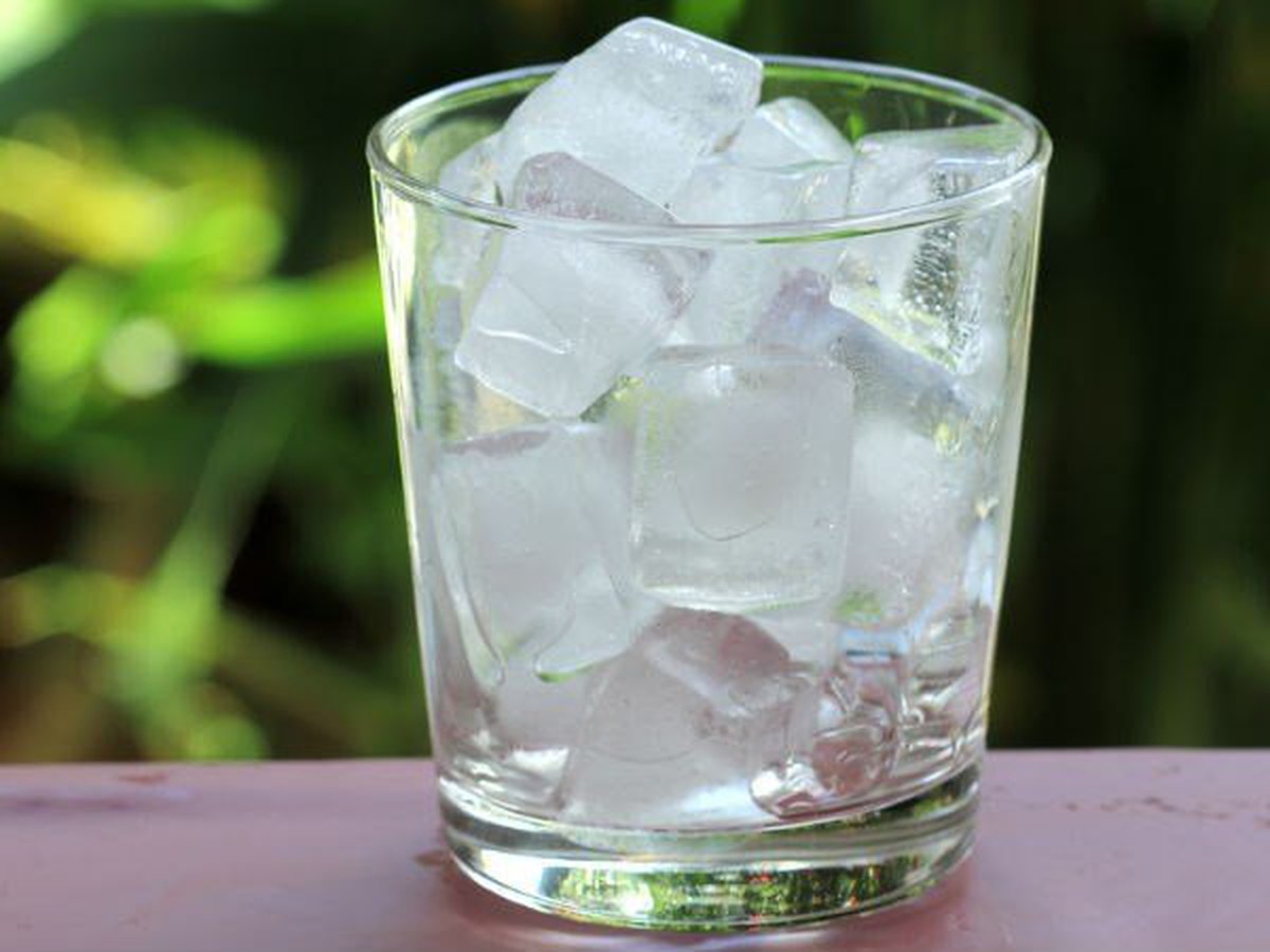 Cách Tính Định Lượng Nước Đá Khối Lượng Riêng Và Mẹo 10 Lạm dụng nước đá và kem lạnh không tốt cho sức khỏe - Tuổi Trẻ Online
